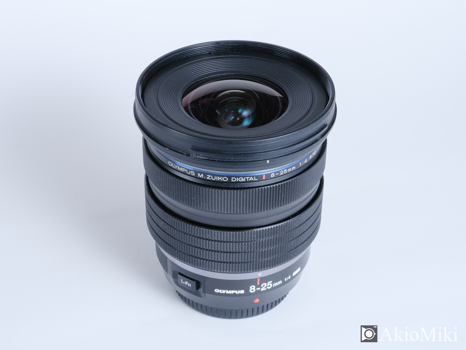 M.ZUIKO DIGITAL ED 8-25mm F4.0 PROの外観