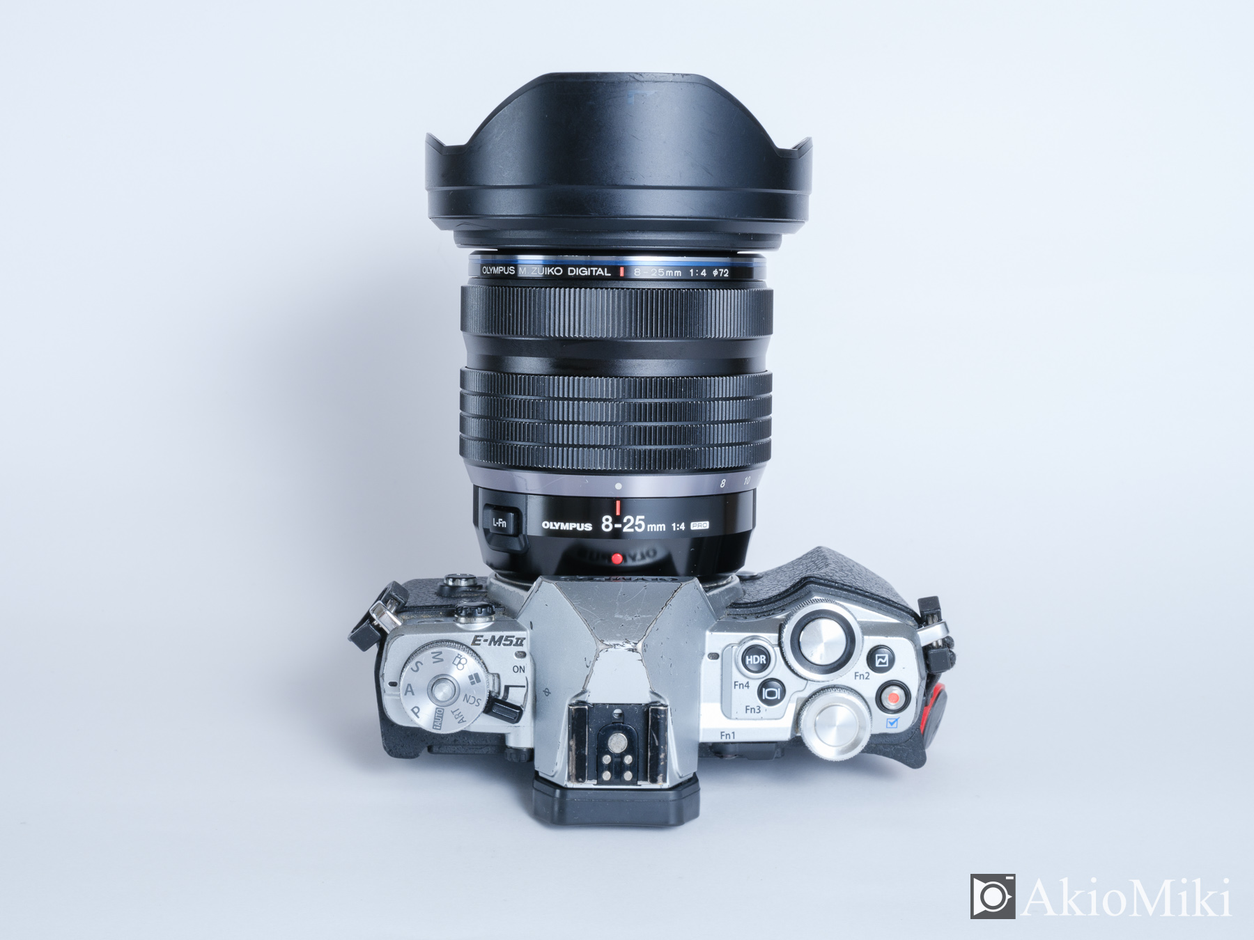 OM-D EM-5ⅡとM.ZUIKO DIGITAL ED 8-25mm F4.0 PROの装着例