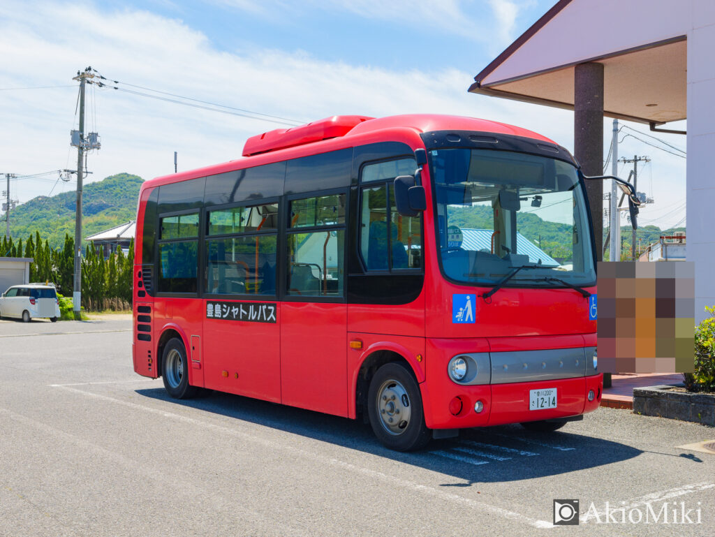 豊島のバス