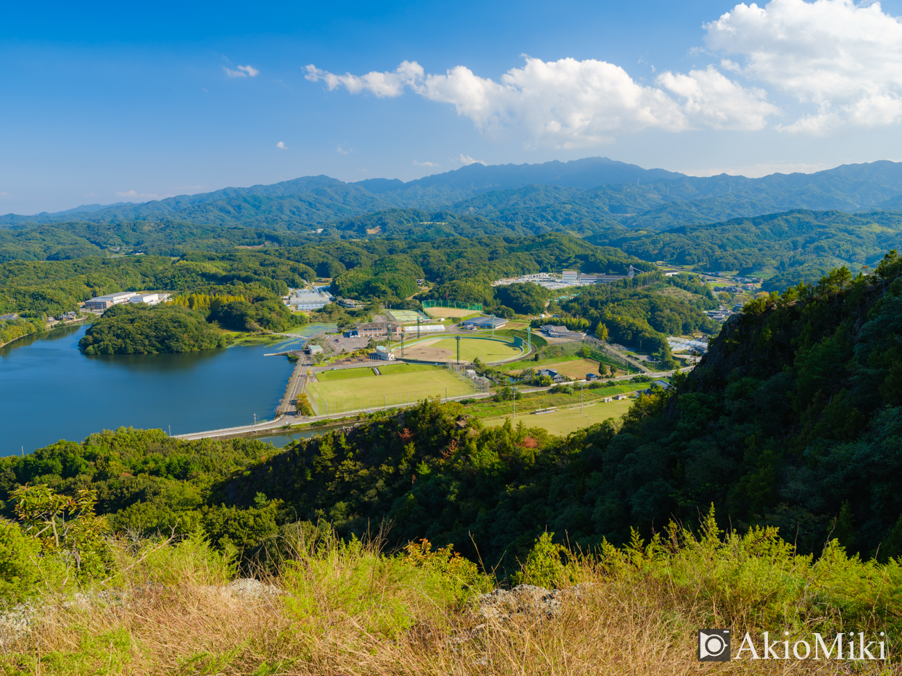 嶽山