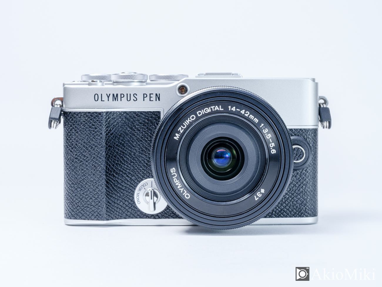 OLYMPUS PEN E-P7