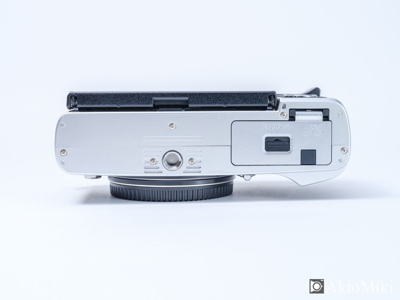 OLYMPUS PEN E-P7