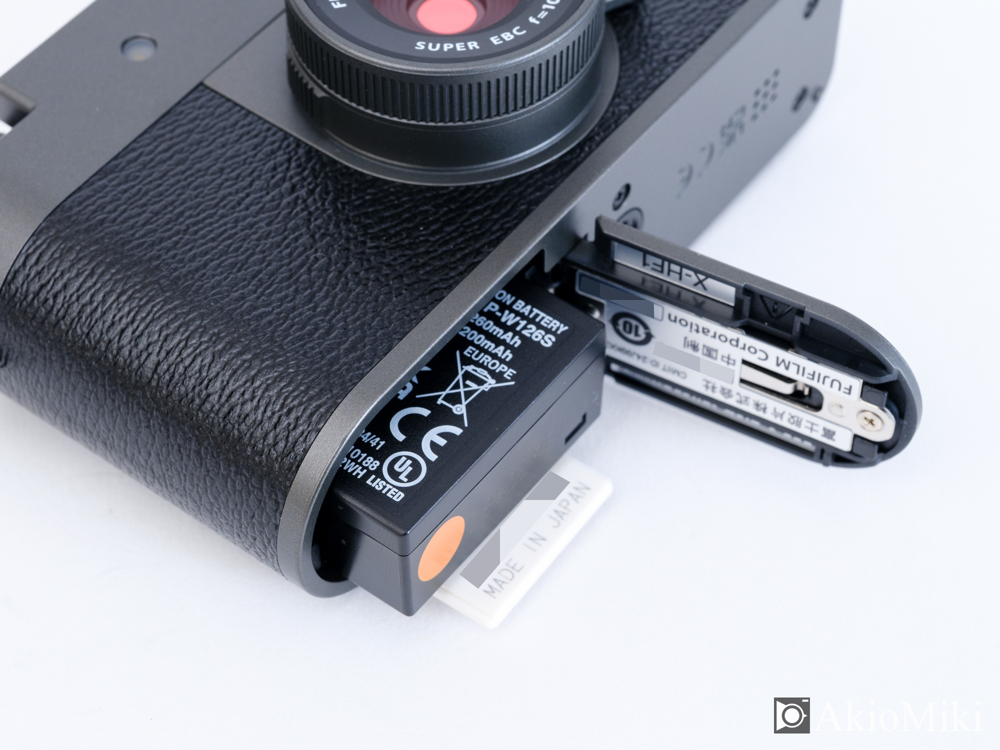 FUJIFILM X half
