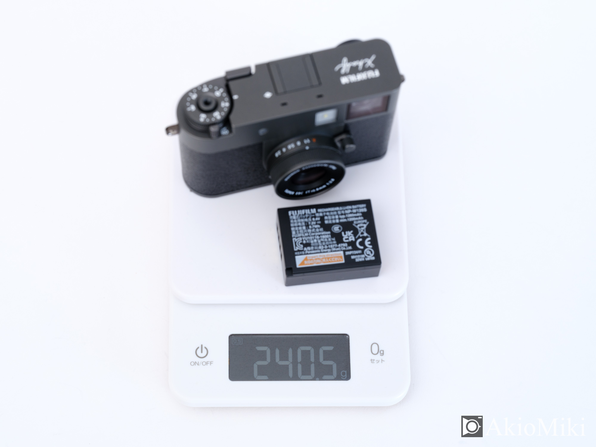 FUJIFILM X half