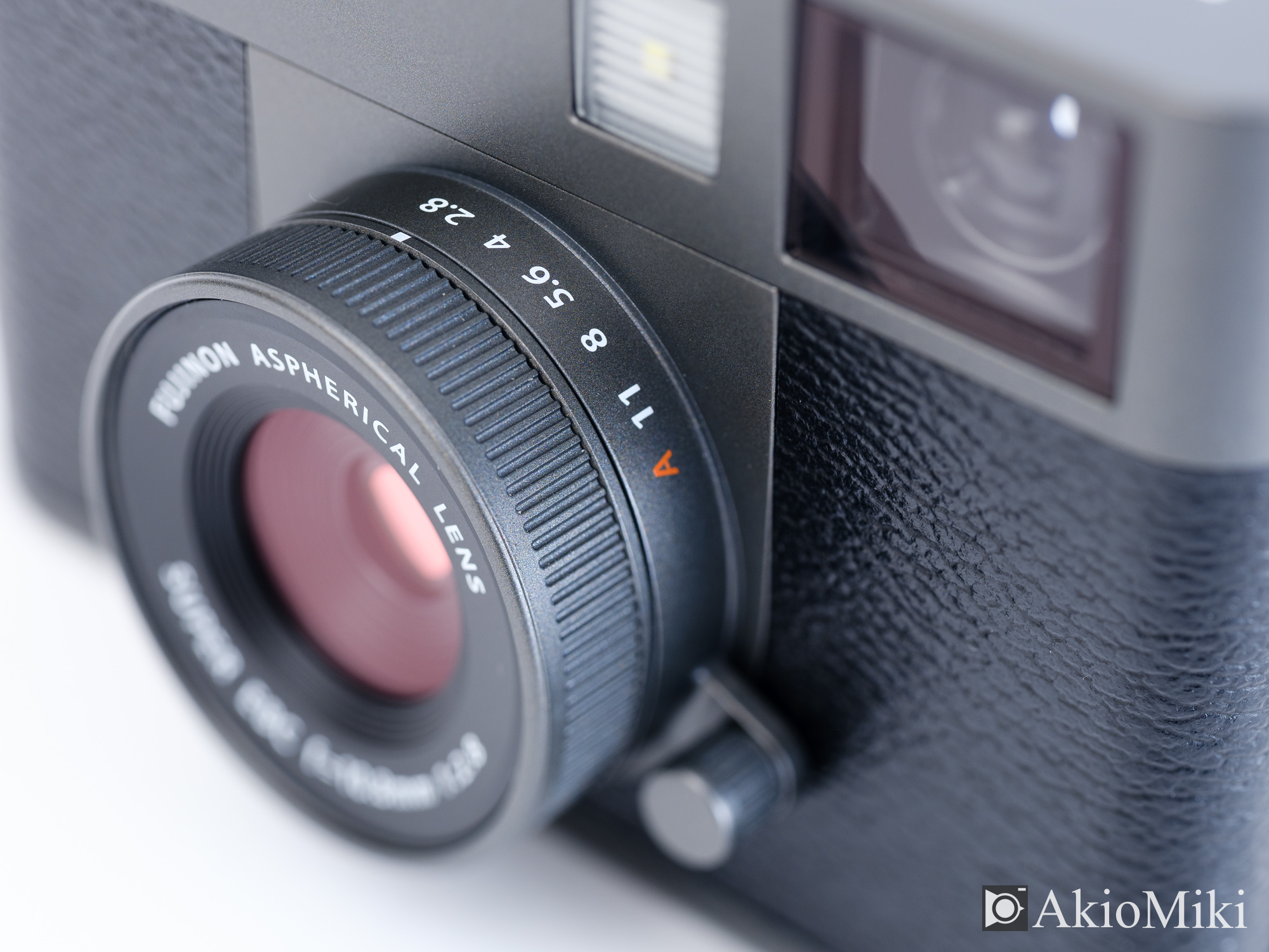 FUJIFILM X half