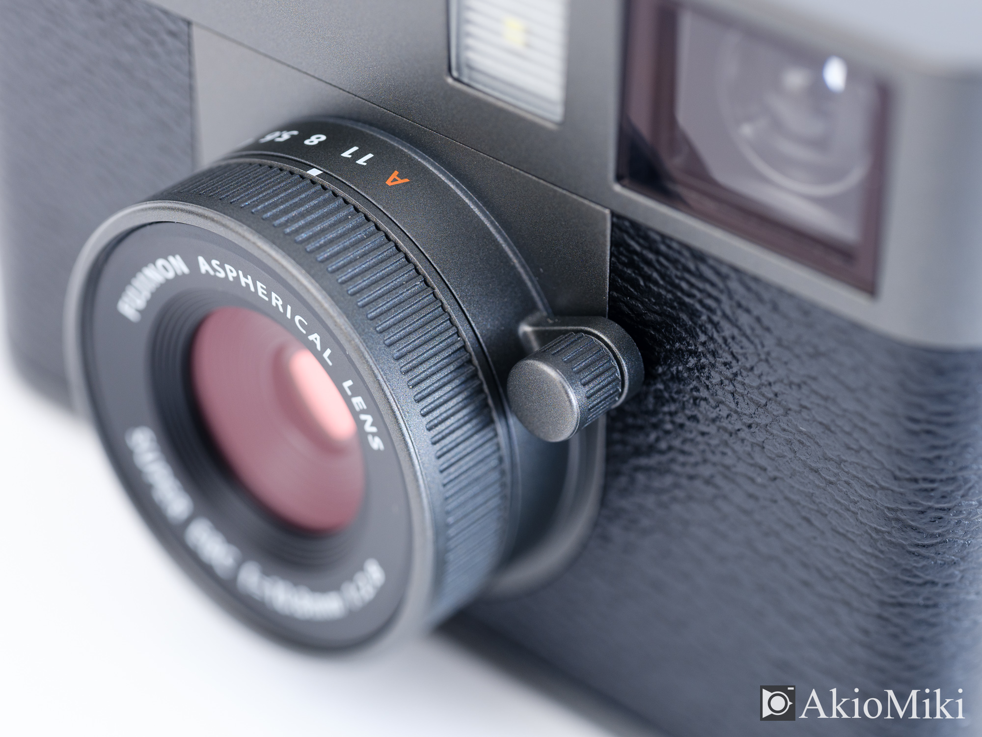 FUJIFILM X half