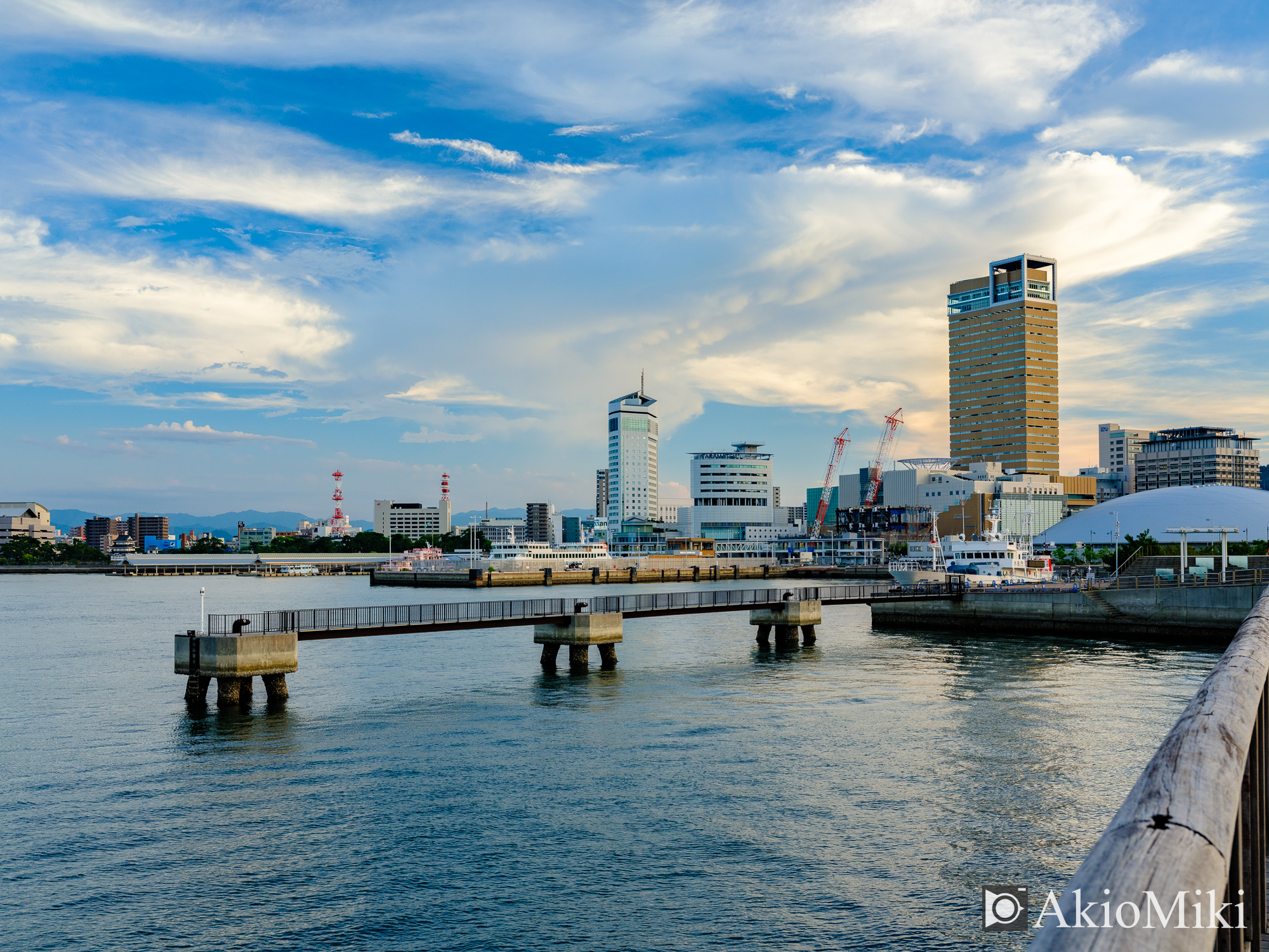 FUJIFILM GFX100SⅡ + GF45mm F2.8 R WR