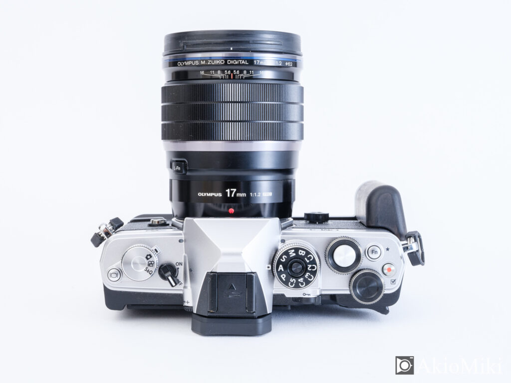 UN OM-3 ウッドグリップ