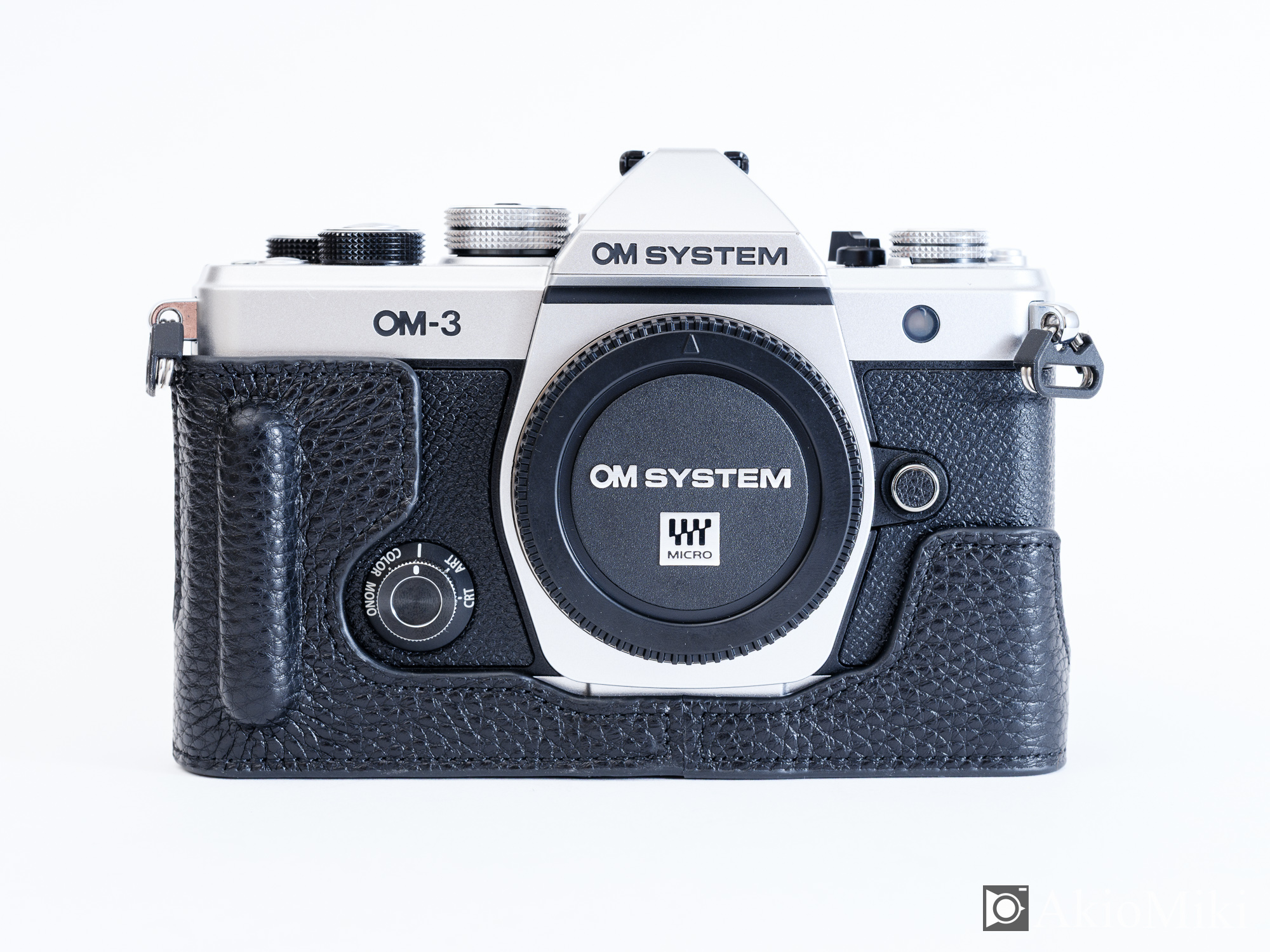 UN OM-3 カメラホルダー