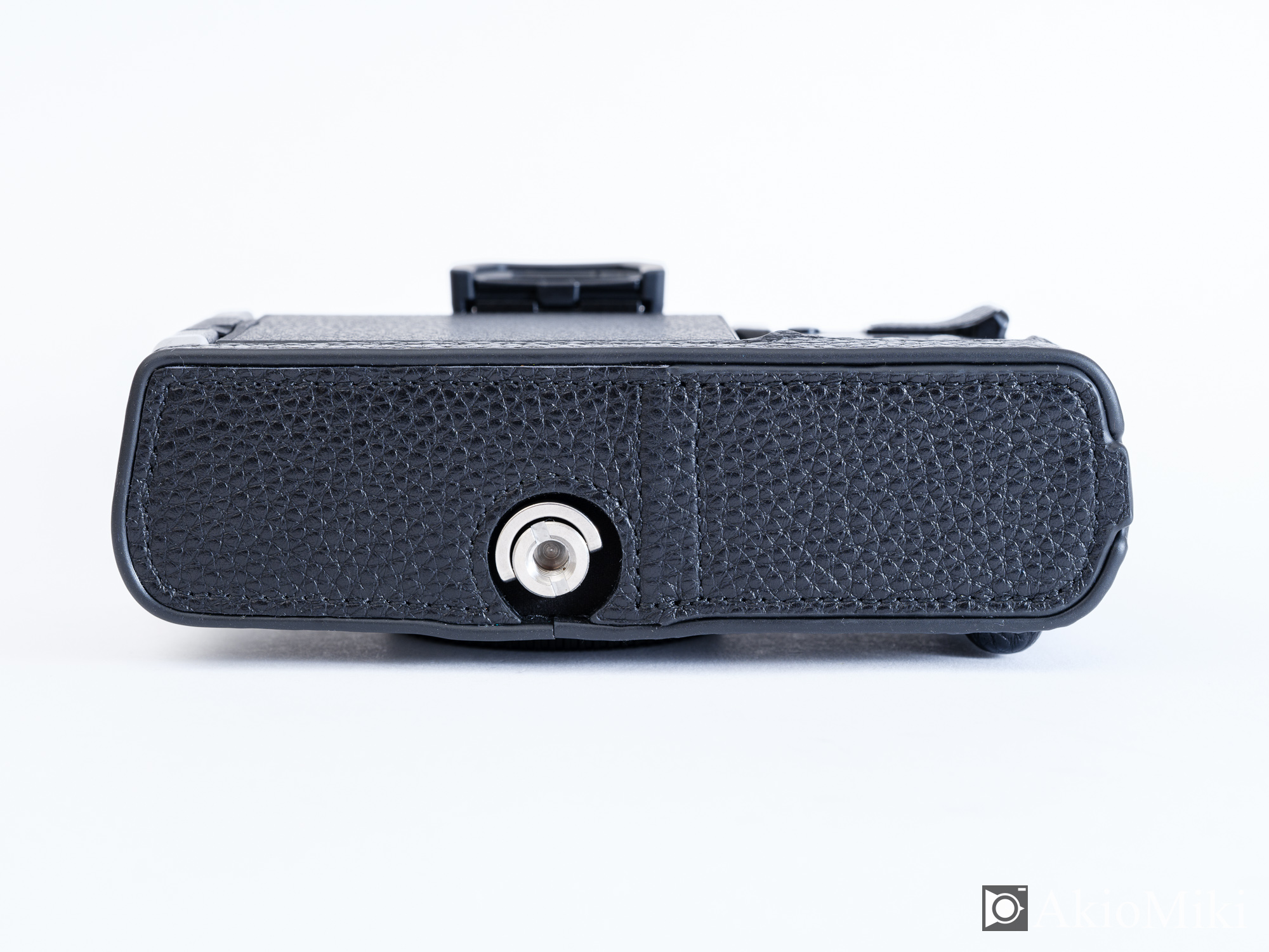UN OM-3 カメラホルダー