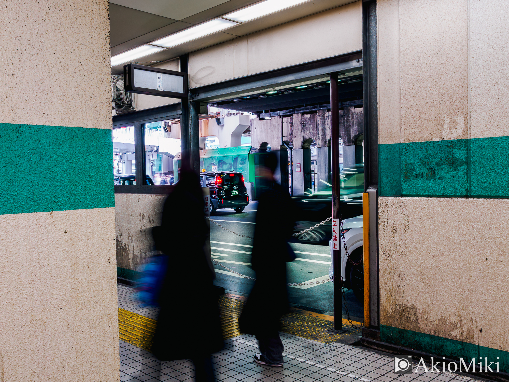 OM SYSTEM OM-3 ライブND 大阪スナップ