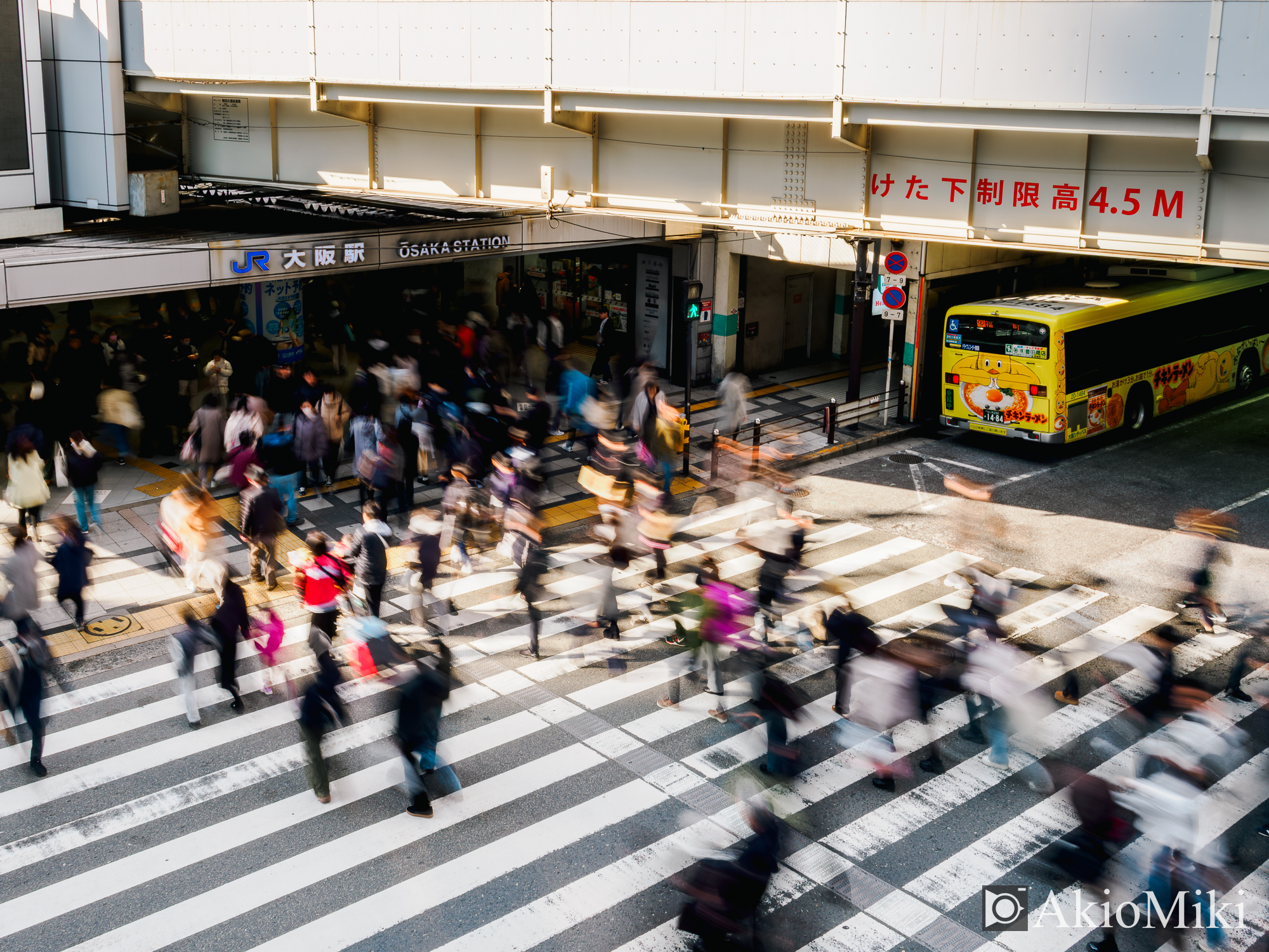 OM SYSTEM OM-3 ライブND 大阪スナップ