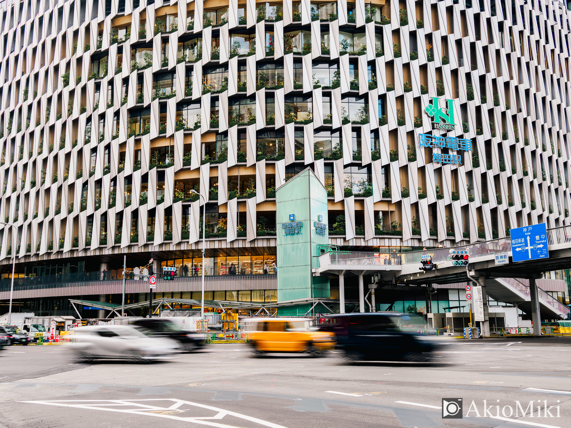 OM SYSTEM OM-3 ライブND 大阪スナップ