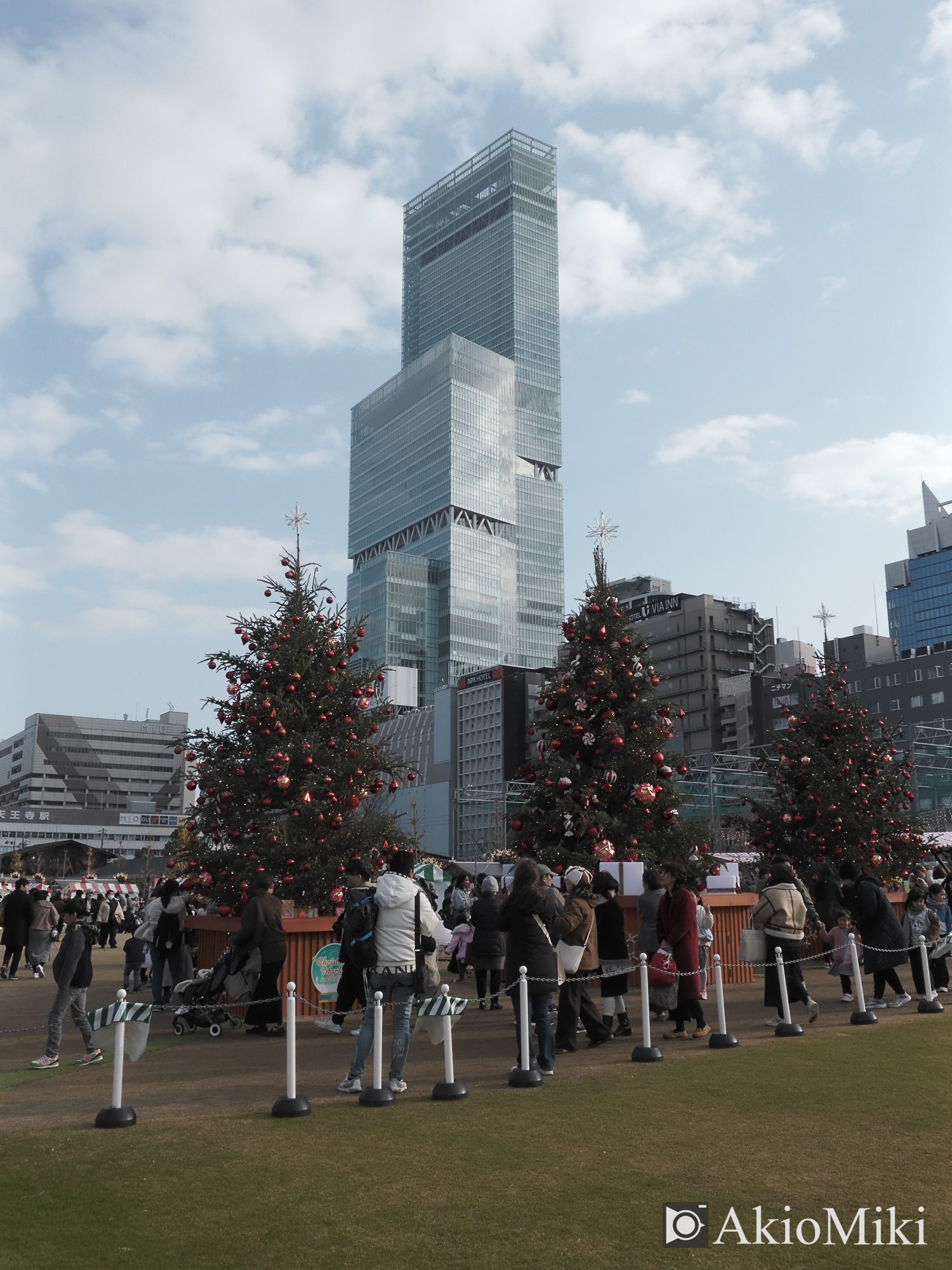 X half エテルナ 大阪