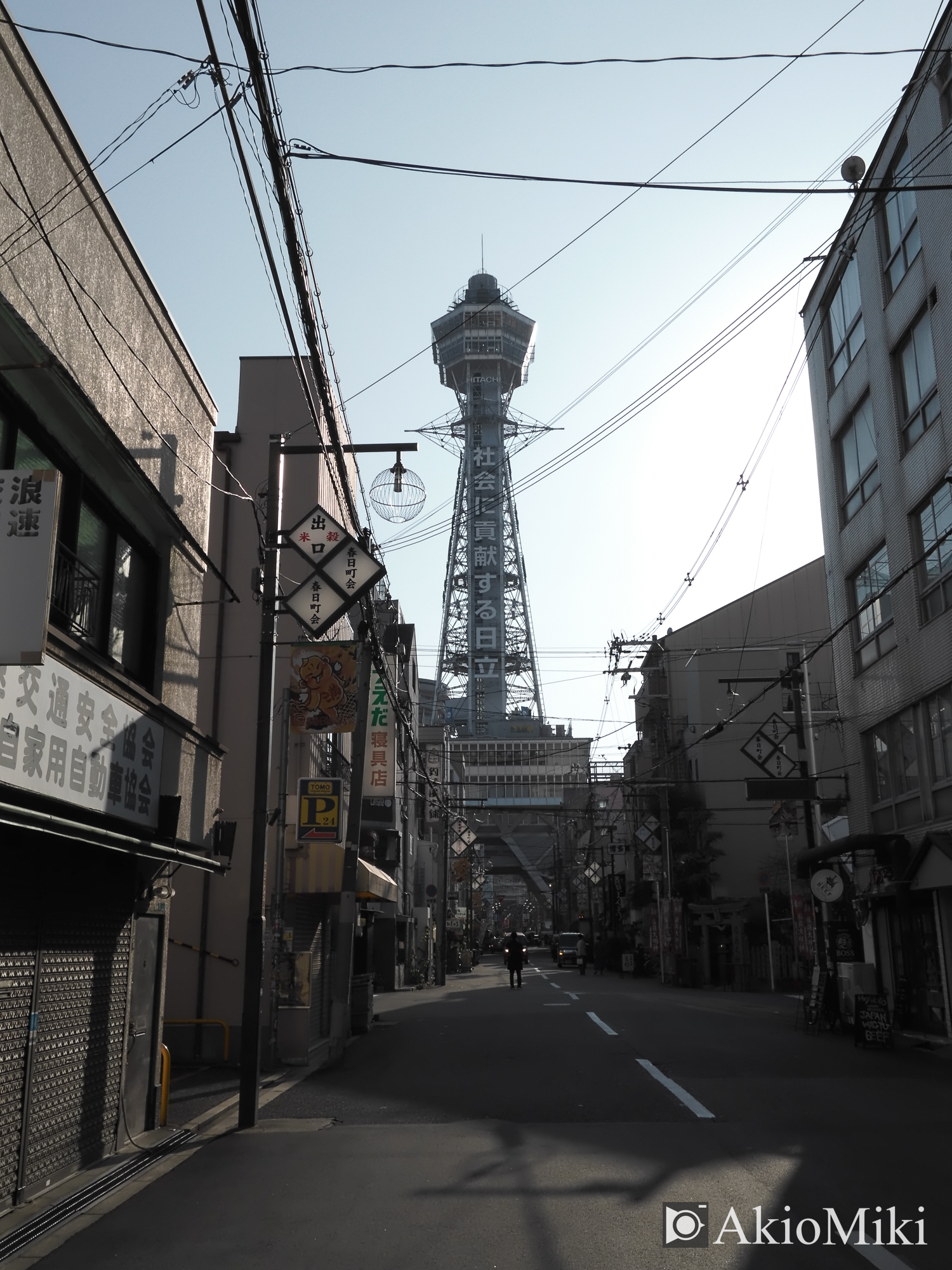 X half エテルナ 大阪