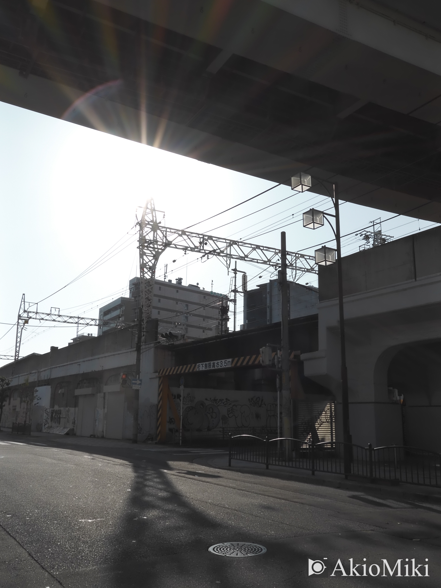 X half エテルナ 大阪